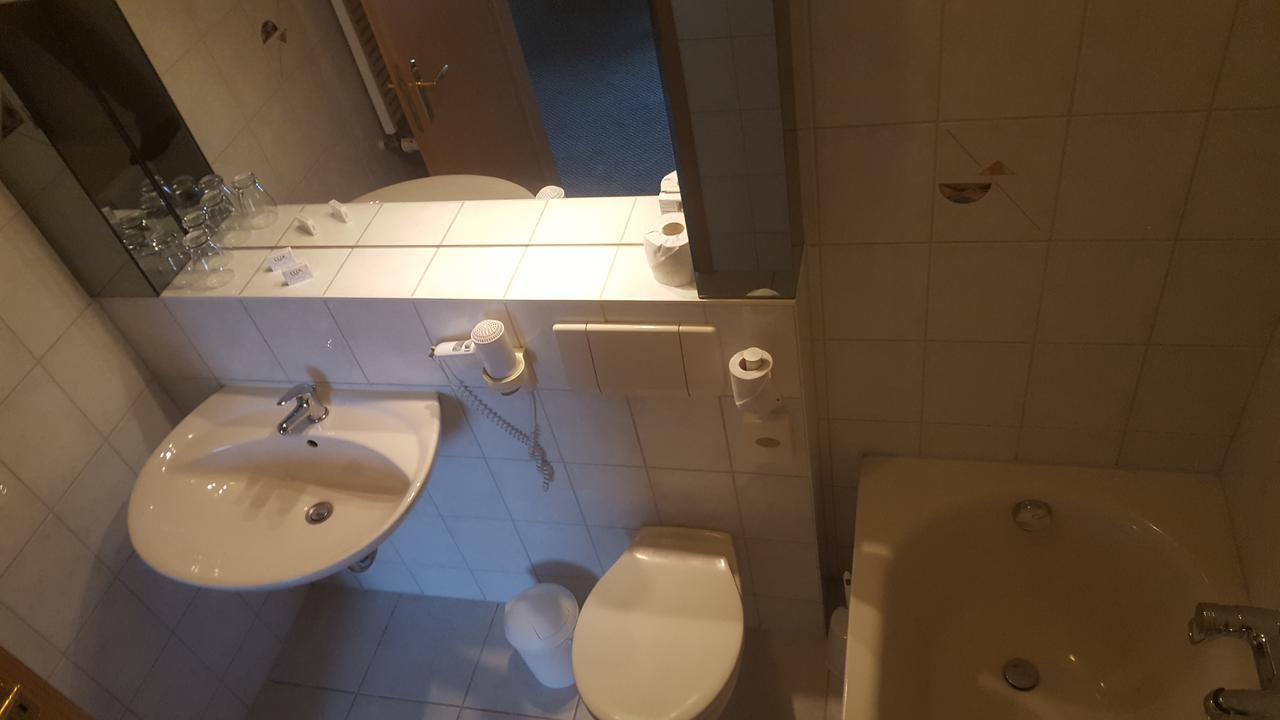 Hotel Ziegenkrug Schweriner Tor Pampow Extérieur photo