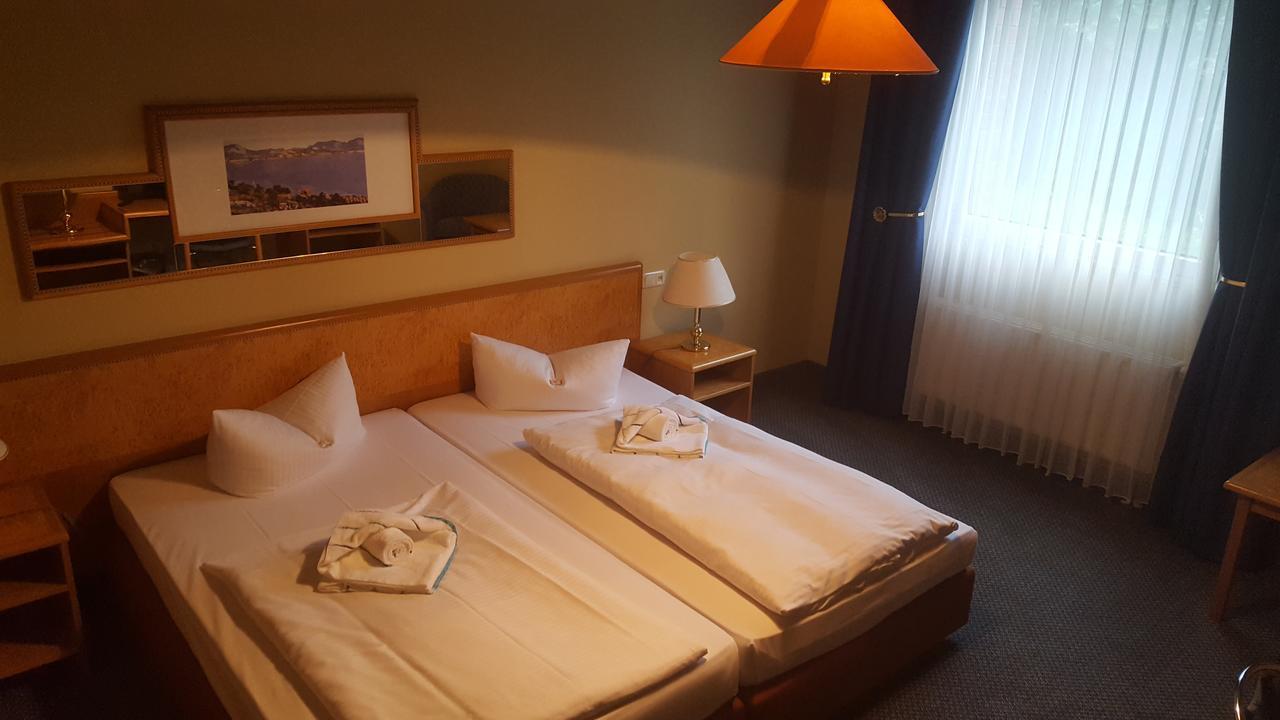 Hotel Ziegenkrug Schweriner Tor Pampow Extérieur photo