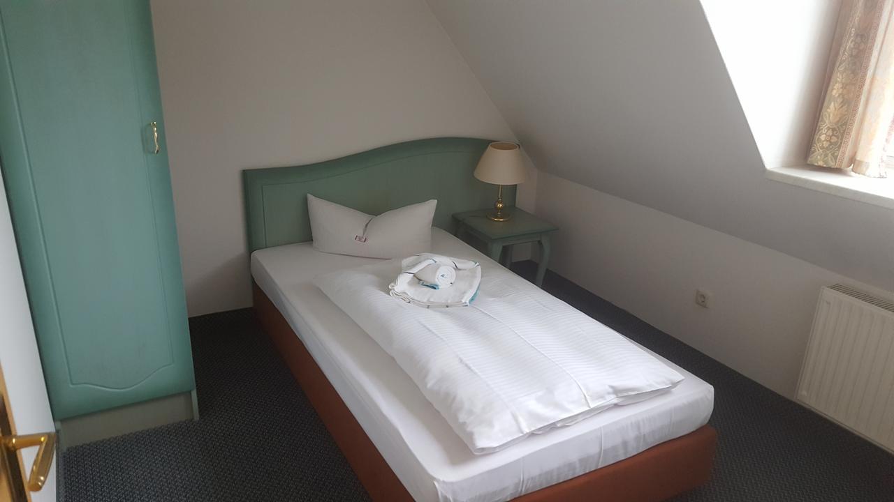 Hotel Ziegenkrug Schweriner Tor Pampow Extérieur photo