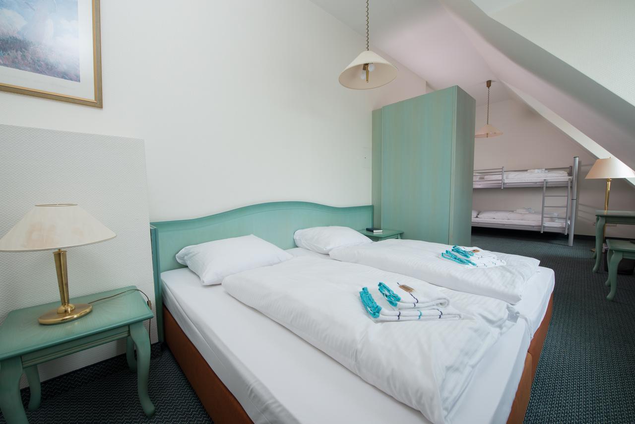 Hotel Ziegenkrug Schweriner Tor Pampow Extérieur photo