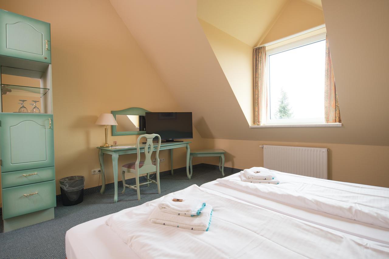 Hotel Ziegenkrug Schweriner Tor Pampow Extérieur photo